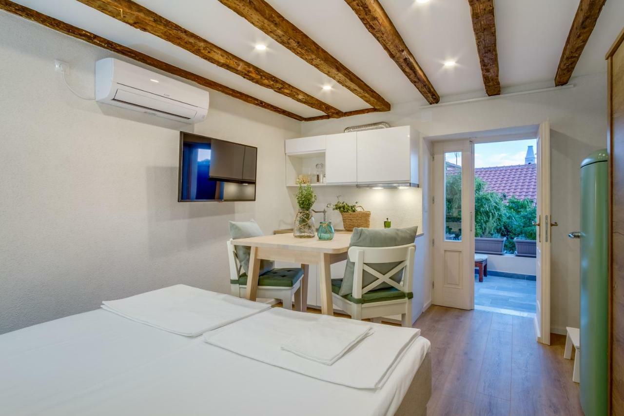Casa Rustica Apartment Mali Losinj Luaran gambar
