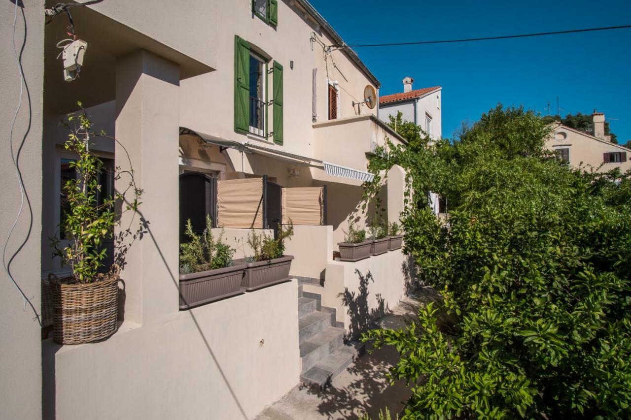 Casa Rustica Apartment Mali Losinj Luaran gambar