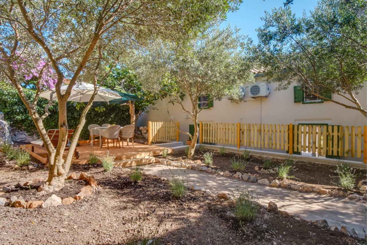Casa Rustica Apartment Mali Losinj Luaran gambar