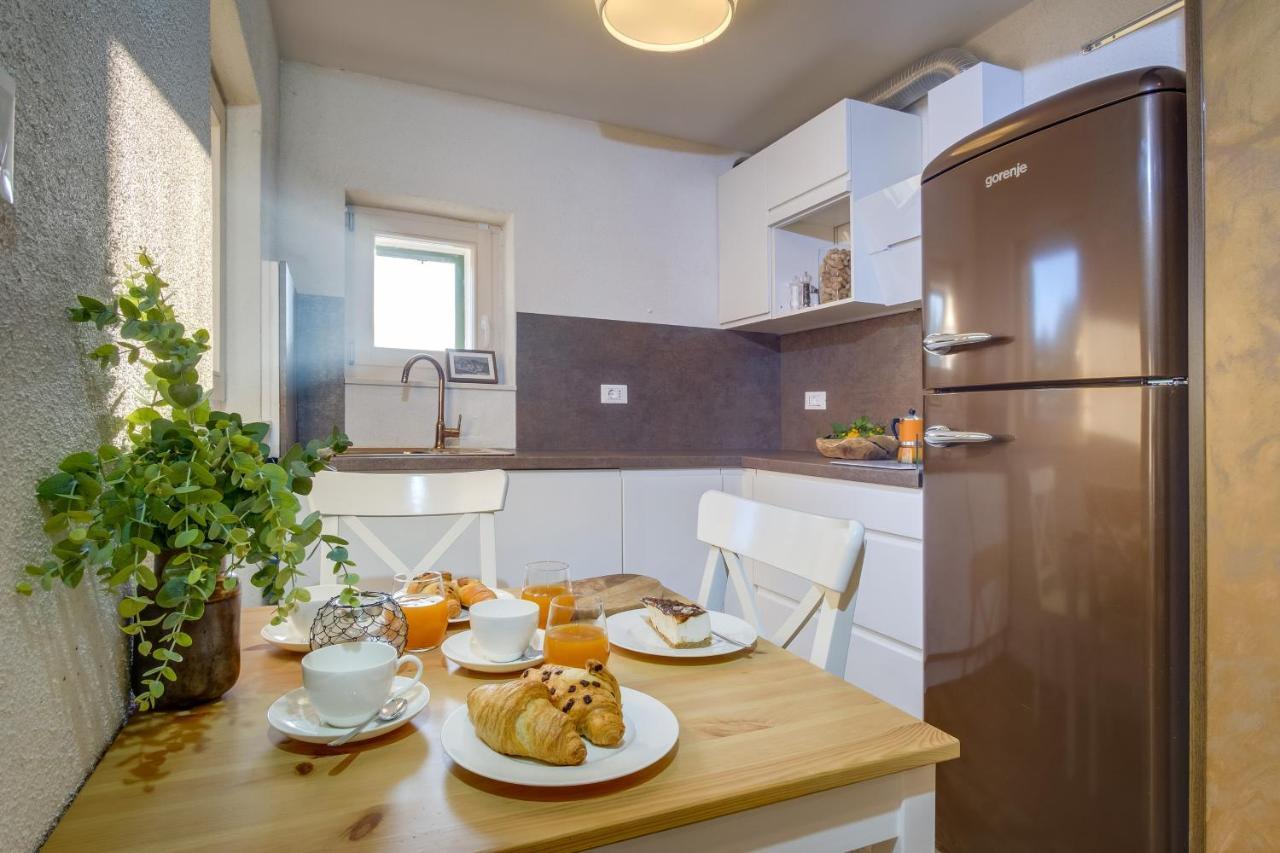 Casa Rustica Apartment Mali Losinj Luaran gambar