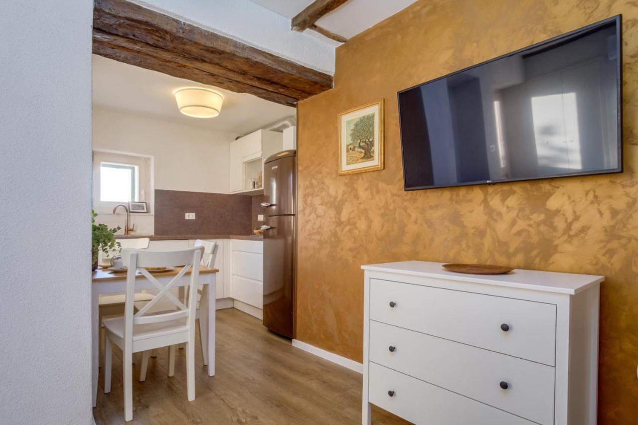Casa Rustica Apartment Mali Losinj Luaran gambar